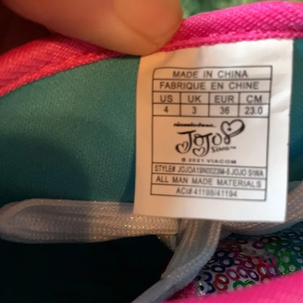 JoJo Siwa sequin high too shoes. Size 4